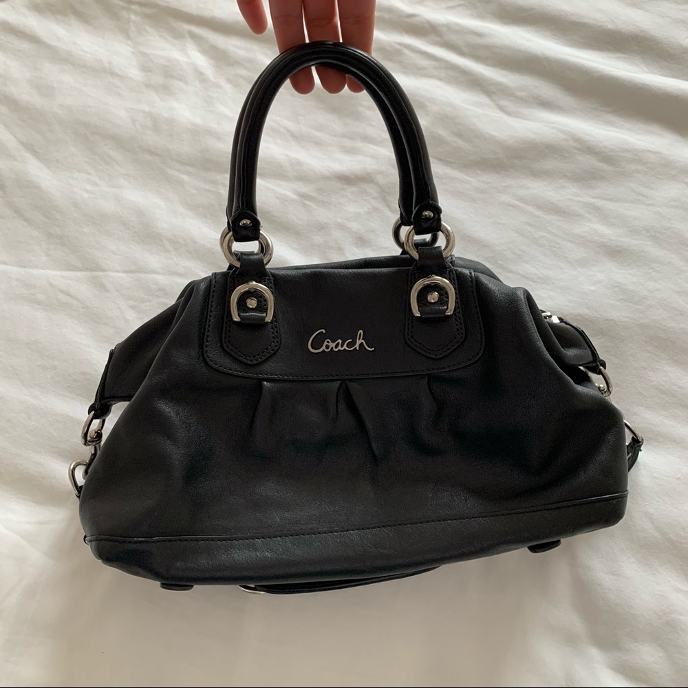 100% Leather Black Shoulder Bag, Coach